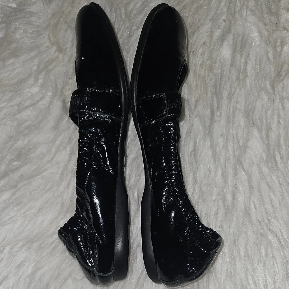 Women's Patent Black Mary Jane Flats with Strap - Picture 8 of 11